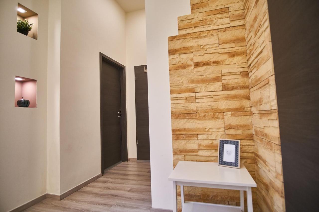 F4 Design Apartment- Budapest Eksteriør billede